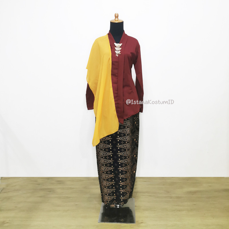 Baju Adat Betawi Kebaya Maroon Wanita Dewasa