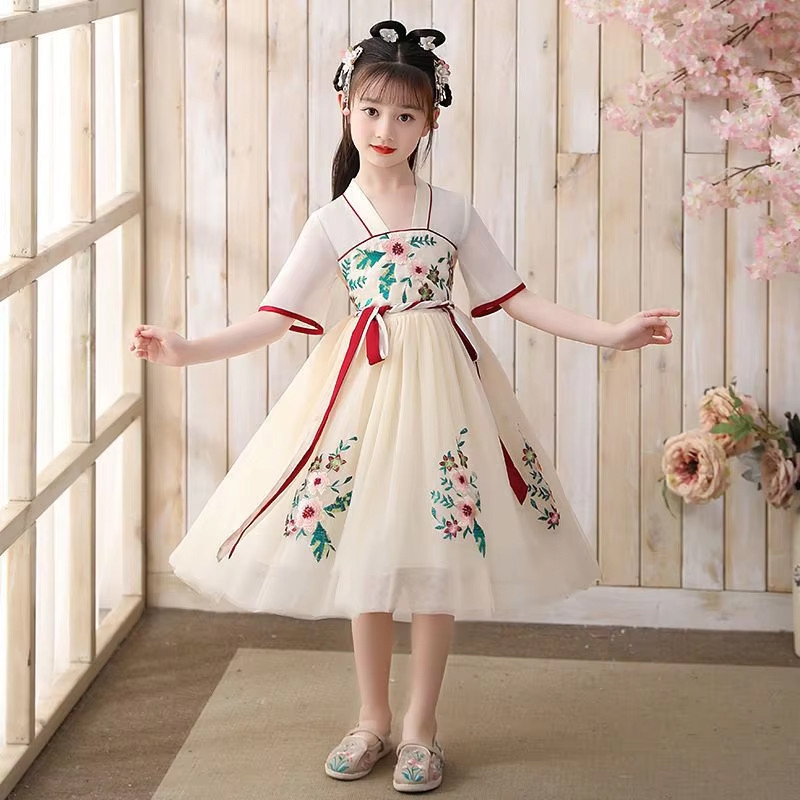 Baju Negara China Hanfu White Cream A Girl