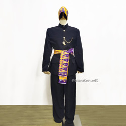 Baju Adat Betawi Abang None...